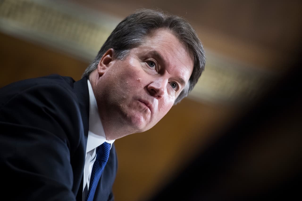 Kavanaugh da el último empujón para defenderse antes de la votación final en el Senado y reconoce que dijo cosas que no debió