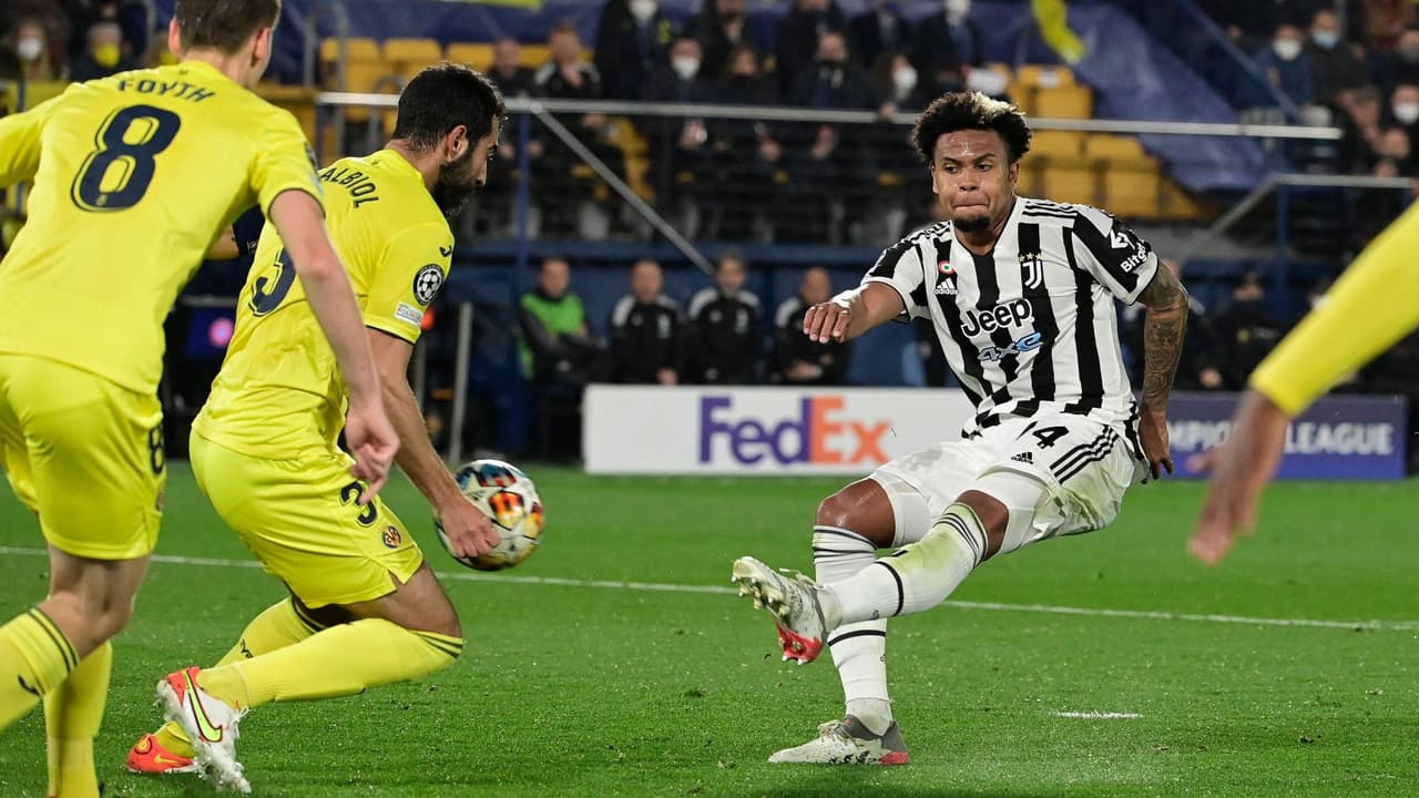 La Juventus informa que Weston McKennie sufre fracturas en un pie