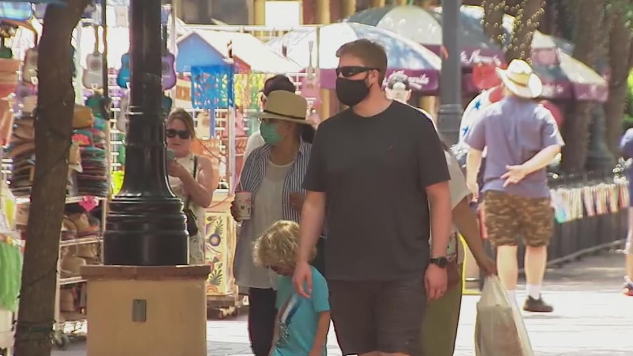 Activistas temen un aumento de conductores ebrios por Fiesta San Antonio