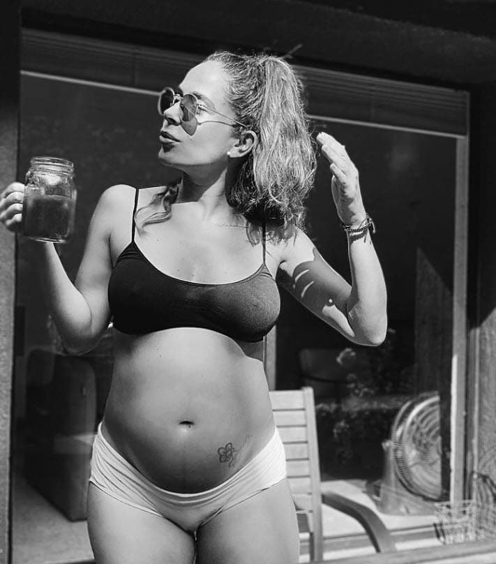 Hasta el momento, la actriz veracruzana
<b>no ha revelado los detalles del fallecimiento de su hija,</b> pues dijo que lo hará hasta que "se sienta lista" para hablar del tema. Sin embargo, agradeció "por su interés y cariño. Mientras hay amor, hay vida", finalizó en el mensaje de Instagram.