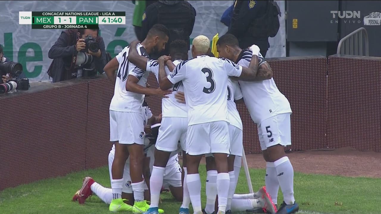 ¡Todo por ‘cascarear’! Autogol de Salcedo y Panamá empata 1-1
