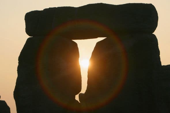 En muchos otros sitios arqueológicos, sobre todo en México y ciertos países de Centroamérica también se realizan festejos y celebraciones que se remontan a épocas antiguas. Por: Profesor Zellagro