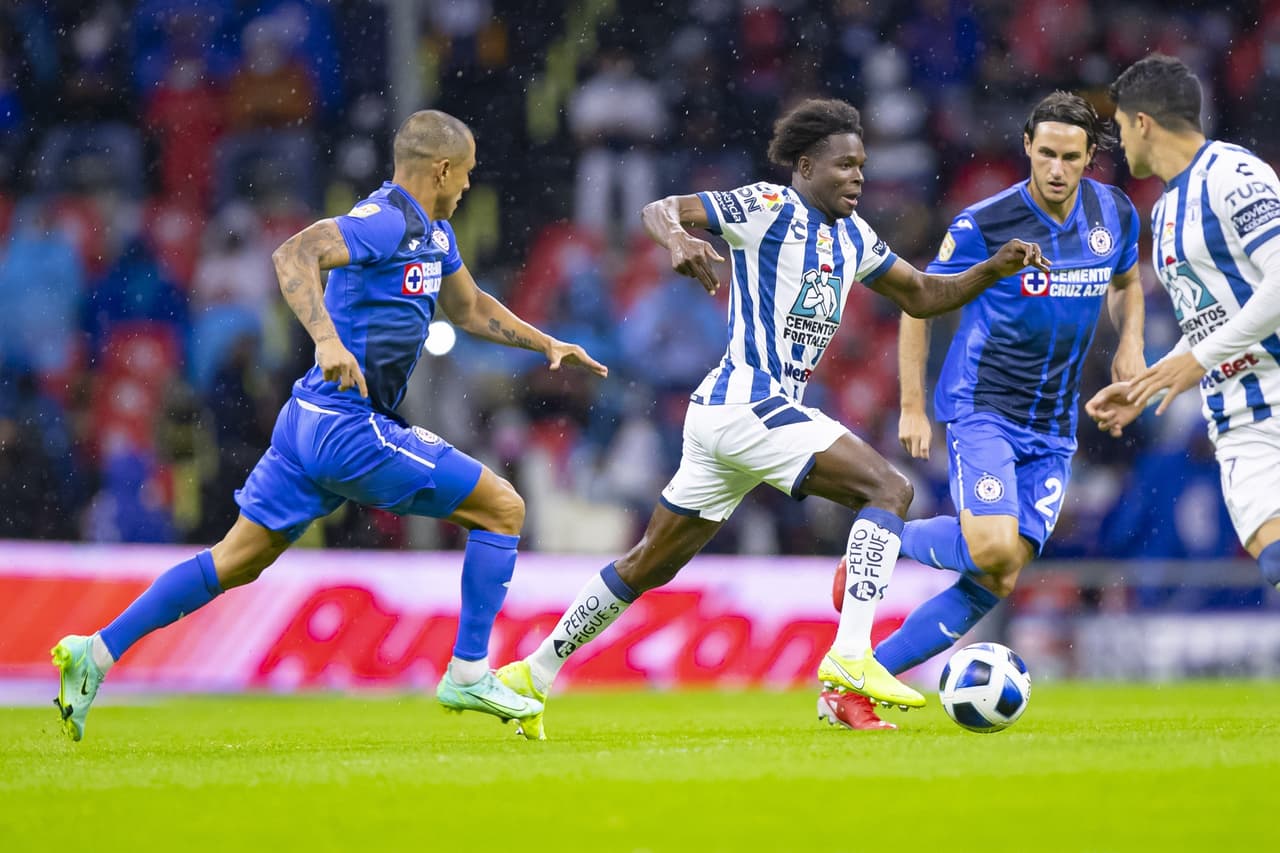 Cruz Azul vino de atrás para rescatar el empate ante los Tuzos del Pachuca.