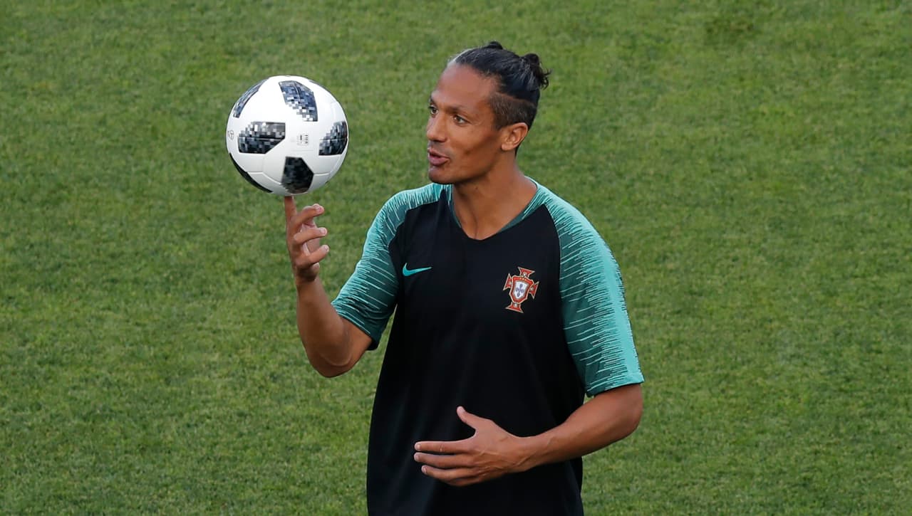 El portugués Bruno Alves, jugador del Parma Calcio, tiene 38 años y vale 800 mil euros.
