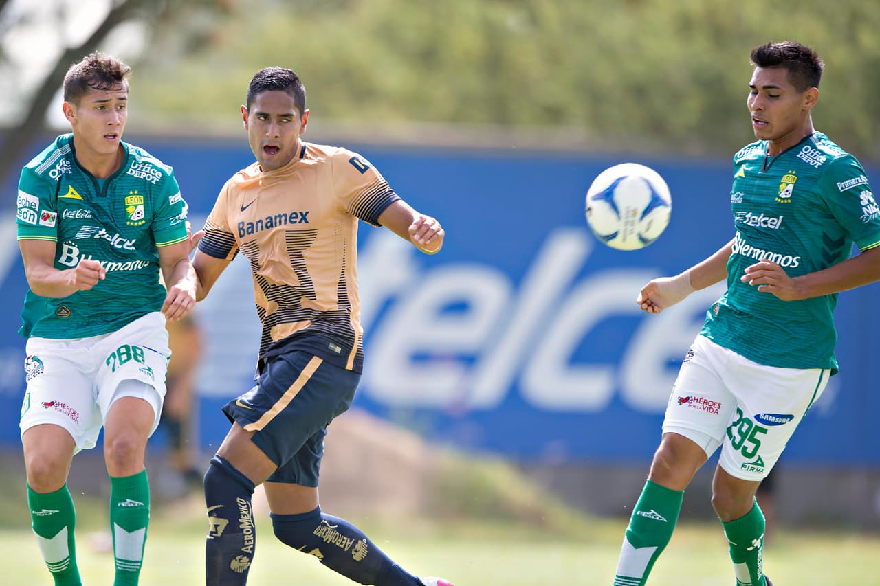 Izazola ha 
<b>denunciado públicamente</b> que en Pumas no se cuido ni arropó al talento joven.