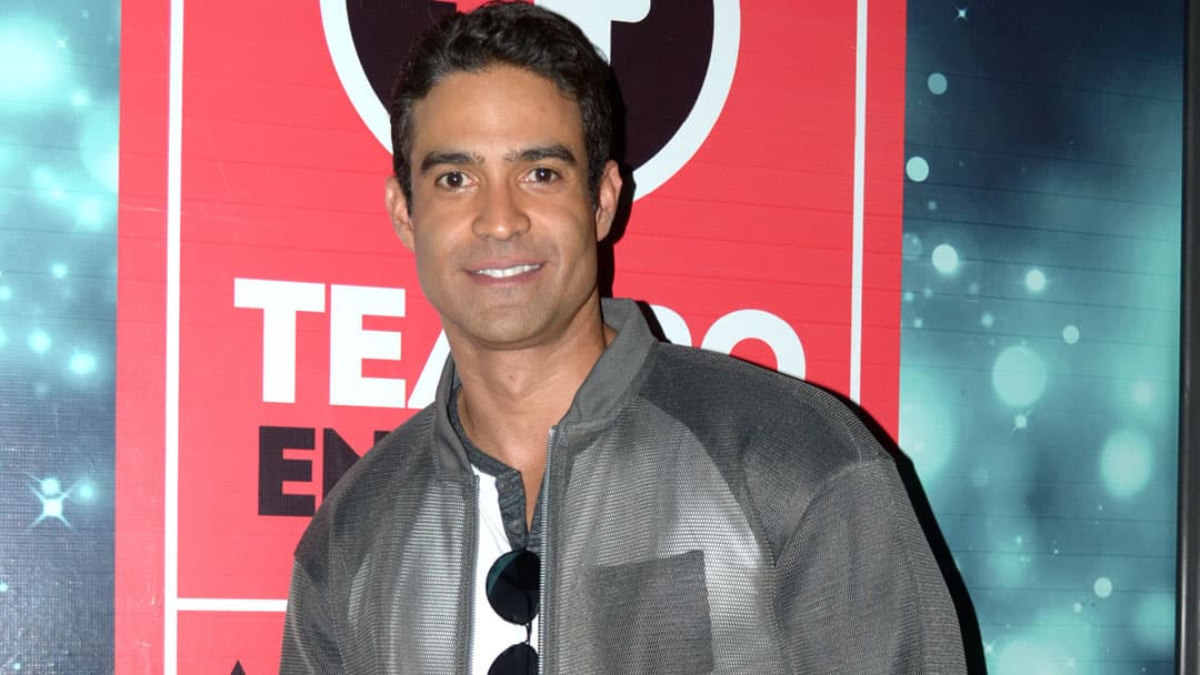 Juan Vidal se convirtió en papá de la pequeña Natalia