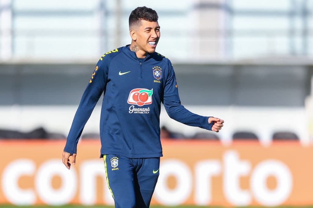 Brasil, además de la obligación como país sede, y todos su blasones, tiene la urgencia de recuperar el prestigio en la contienda continental, luego de que ganaran en 2007 la Copa América por última vez; en 2011 y en 2015, sucumbieron en la etapa de Cuartos de Final, ni más ni menos que, con Paraguay, el rival en turno este jueves. En 2016 la Canarinha ni siquiera pasó de la fase de grupos. Con esto en mente, el equipo plagado de estrellas, dirigido por Tite, cerró con fuerza su práctica final antes de volver a verse las caras con su modesto pero incómodo rival y vecino geográfico.