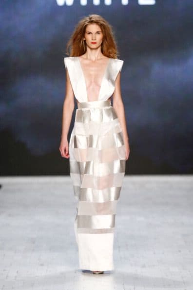 ¡Recuerda! Las rayas horizontales hacen lucir mucho más voluminoso el cuerpo, así que vienen perfectas para mujeres delgadas que quieren lucir un poquito más “llenitas”.