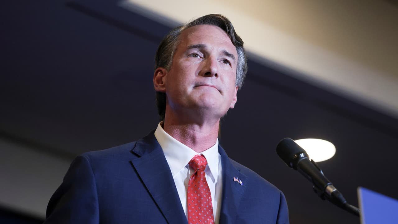 El republicano Glenn Youngkin gana elecciones y se convierte en el nuevo gobernador de Virginia