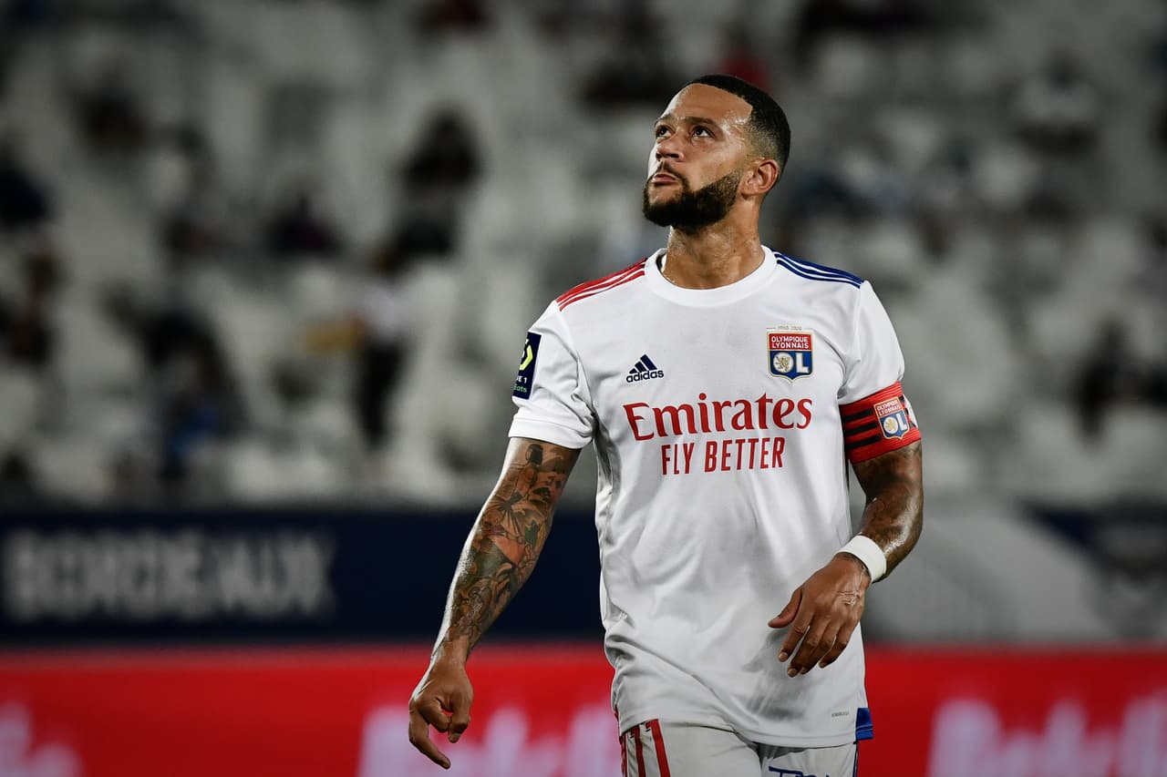 Y ni así: Lyon bajó el precio de Depay para que fichara por el Barça
