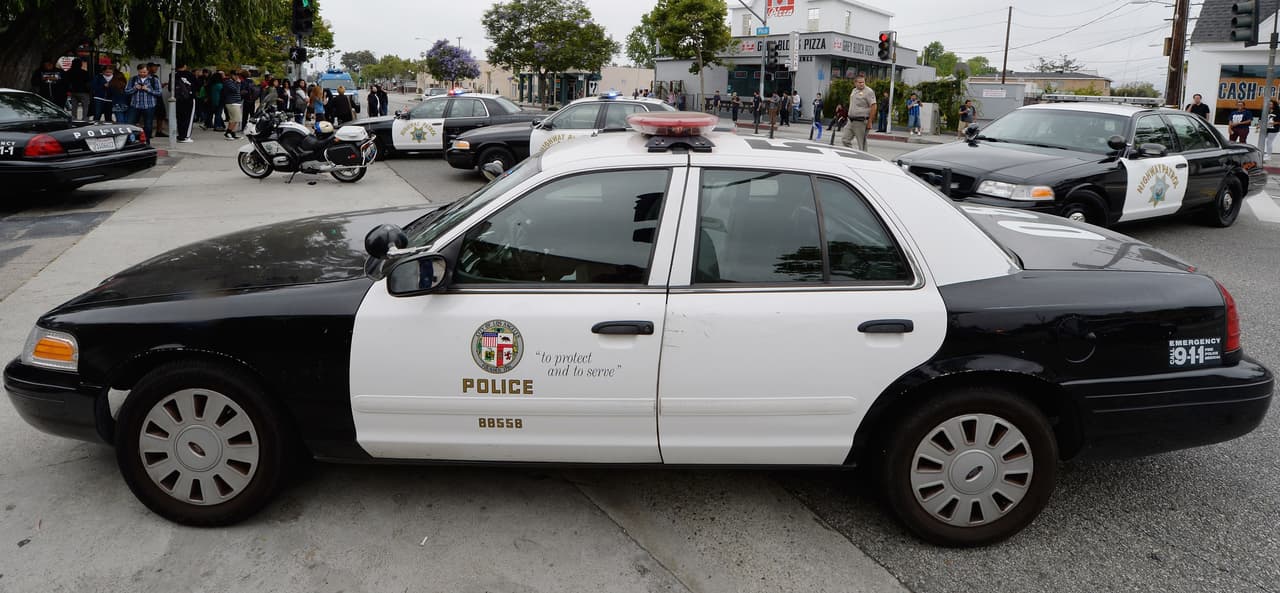 Fiscalía de Los Ángeles acusa a padre de matar a su hijo por ser gay