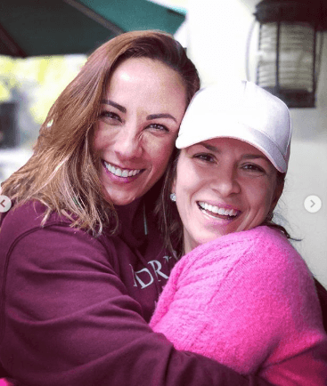 Las risas no faltaron en el emotivo encuentro de Alessandra Rosaldo y Consuelo Duval.