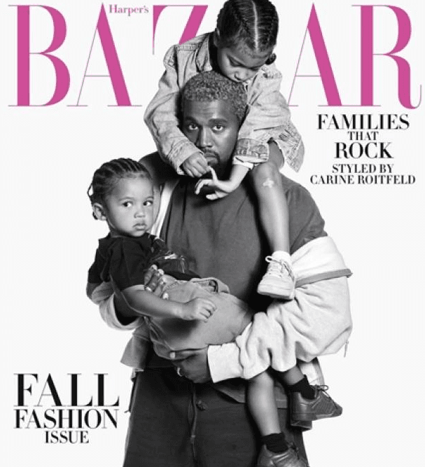 Ahora Kanye está nuevamente dando la nota, al aparecer en la portada del número de septiembe de la revista Harper's Bazaar, posando con North, su primogénita trepada en hombros y con Saint en brazos, algo sorprendente, ya que hasta ahora, el cantante no había posado para medios con sus hijos.