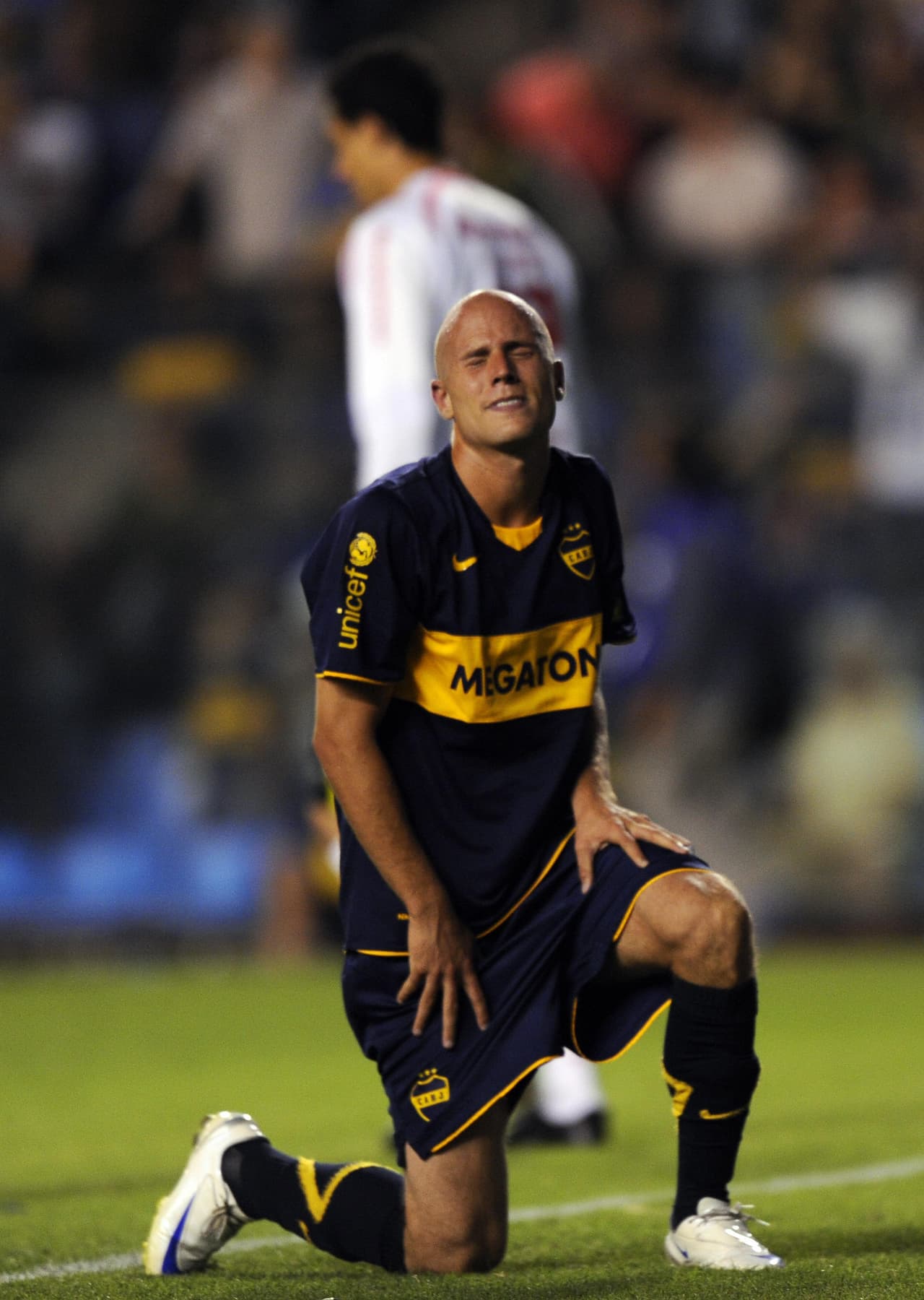 También jugó para Boca Juniors brevemente antes de ir a la liga de Malasia a retirarse.