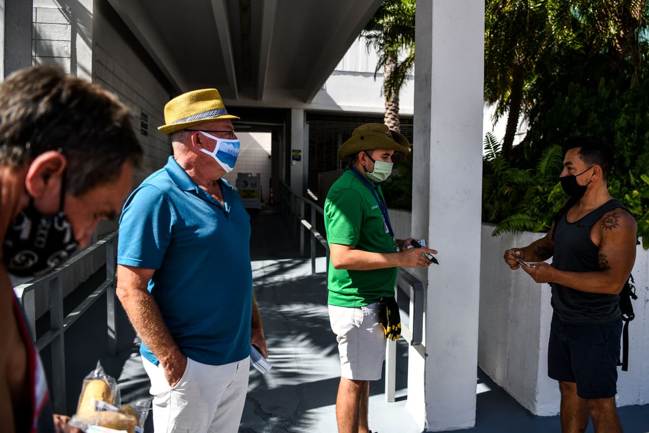 Florida registra 4,165 nuevos contagios de coronavirus y otras 86 muertes 