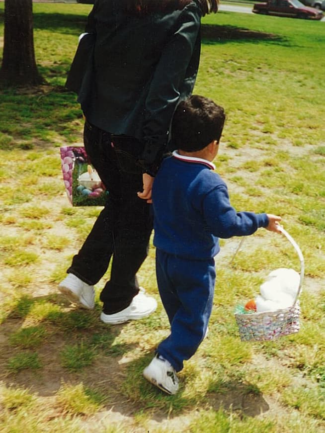 Su deporte favorito es el soccer, es bueno para las matemáticas y se pone de mal humor cuando no hay agua caliente en el baño.