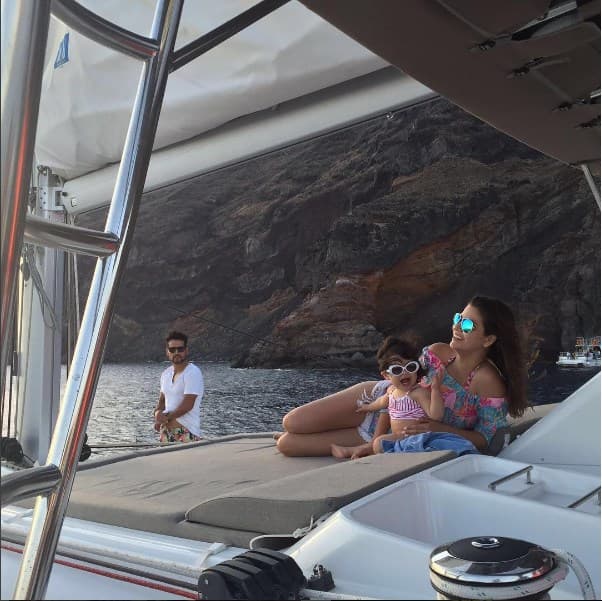 A Baby Giulietta les fascinaron sus coquetas gafas de sol.