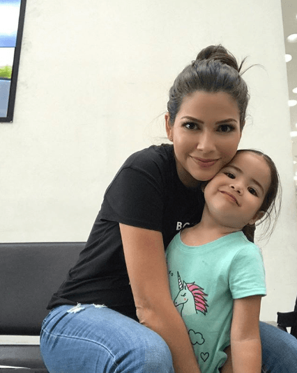 Casi a finales del mes de abril, Ana Patricia y Giulietta hicieron un viaje para visitar a su familia en México.