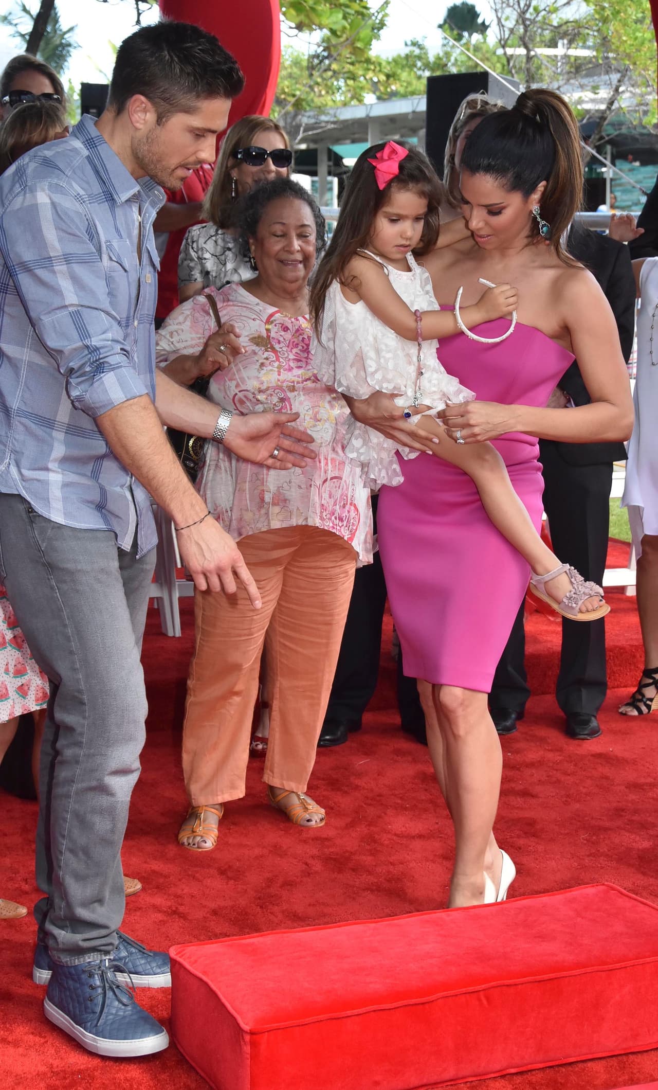 Con su adorada nena.