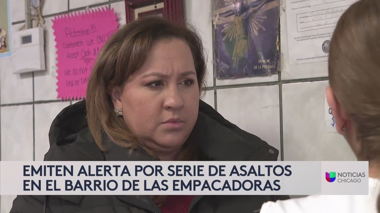 "Solo se le veían sus ojos, se acercó y me sacó un arma": Delincuencia armada azota vecindarios en Chicago