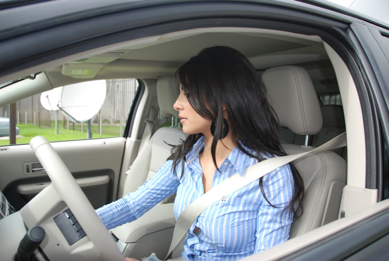 Sin embargo, su sueño de ser actriz la llevó a participar en el certamen de 
<b>Nuestra Belleza México 2006</b>, buscando que así se le abrieran las puertas.