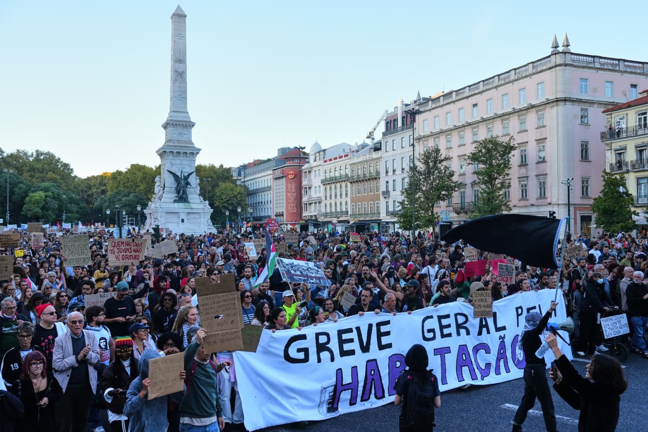 Otra imagen de las protestas del sábado en la capital portuguesa.