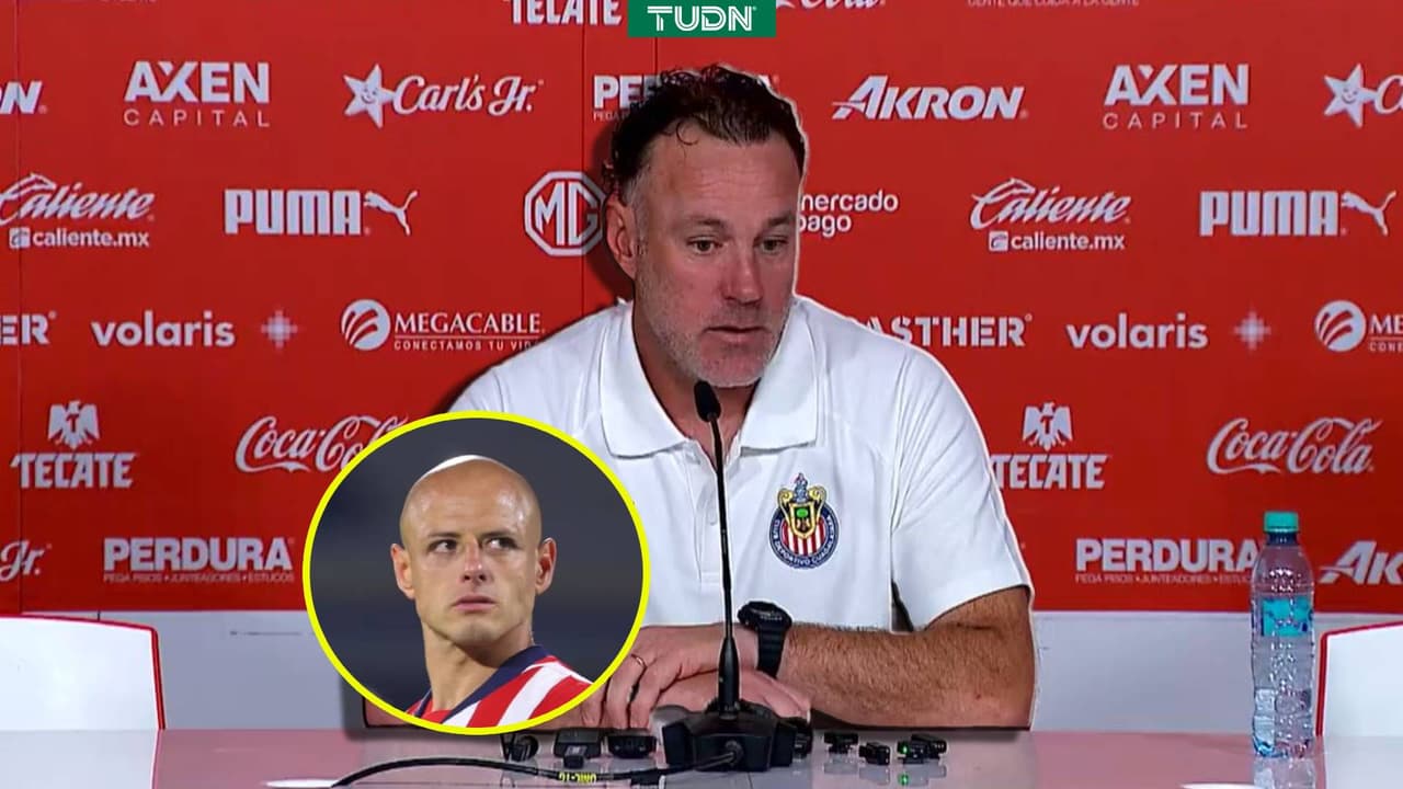 ¡Lo descarta! Milito habla sobre polémica de Chicharito 