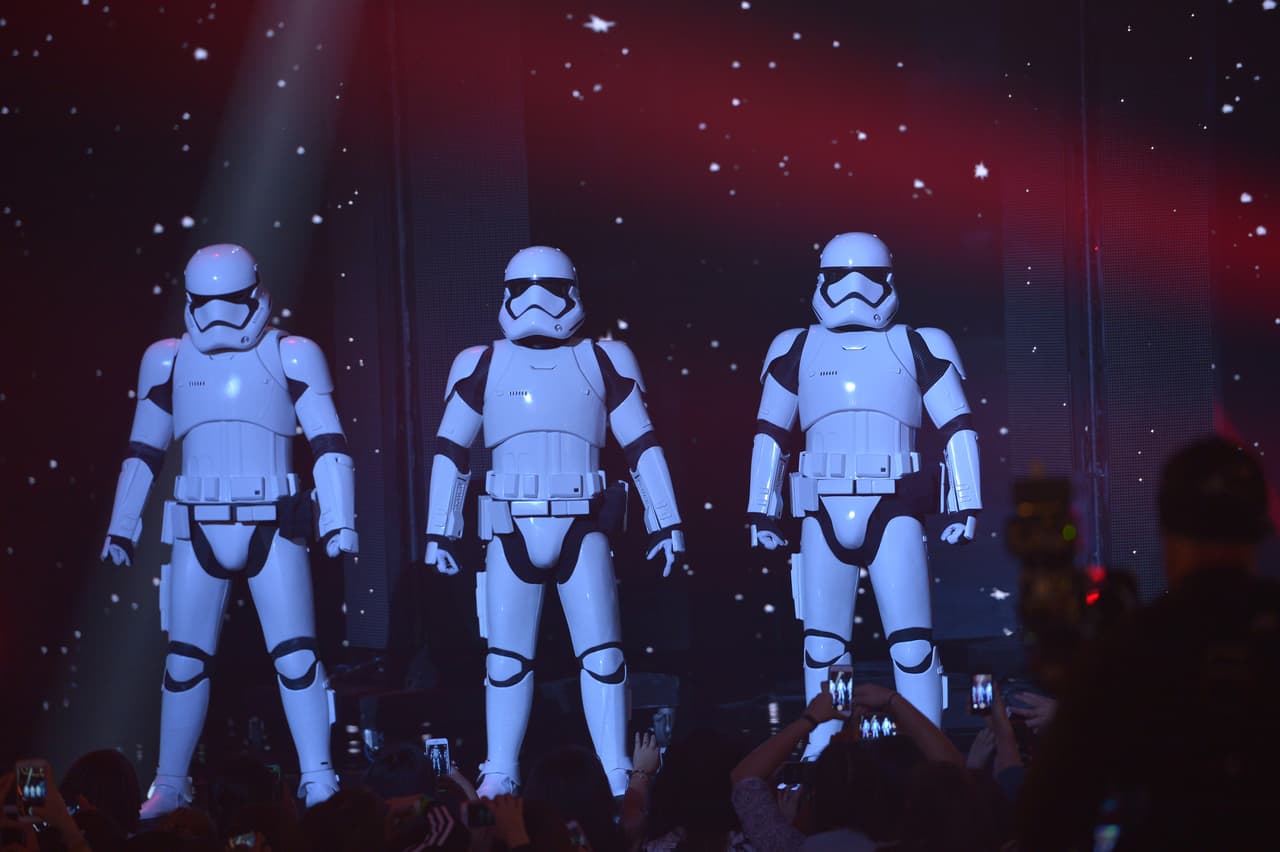 La semifinal de La Banda no estuvo apta para cardíacos. Johann se fue, Laura lloró y los Storm Troopers metieron más miedo que los jueces. Reik y Luis Coronel fueron los inviitados de la noche. Y conocimos al cuarto juez.