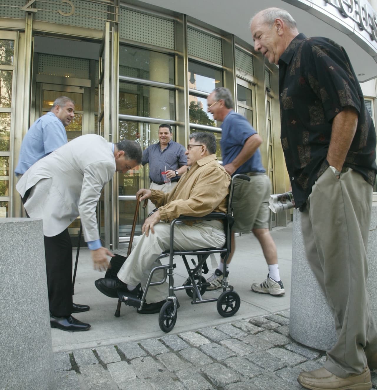 El recluso más anciano de Estados Unidos, un mafioso que tiene 100 años, finaliza su condena