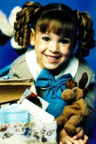 En 2001 consiguió su primer protagónico como 'María Belén', donde
<i> </i>solo tenía seis añitos de edad.