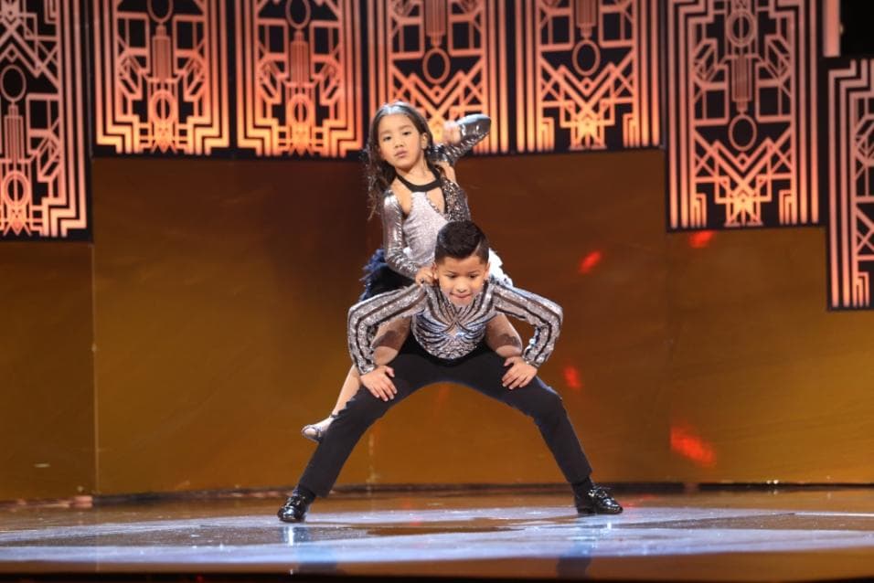 Cuando bailaron 'Llorarás', 
<b>Ashley y Jean Paul</b> nos dejaron con la boca abierta.