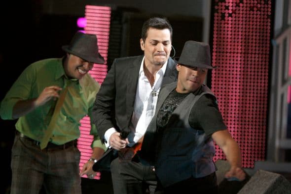 2008 fue un gran año para Víctor Manuelle, quien se presentó en Latin GRAMMY para hacer vibrar este fiesta al ritmo de salsa.