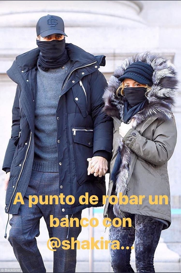 Fue el mismo futbolista quien se burló de sus atuendos, subiendo este meme a su cuenta de Instagram haciendo alusión a que parecían asaltantes de banco.