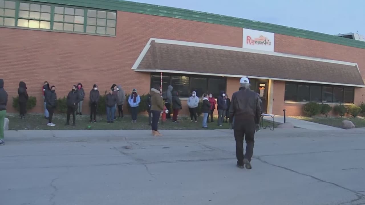 Empleados de una compañía en Bedford Park exigen trabajar en condiciones seguras ante el coronavirus