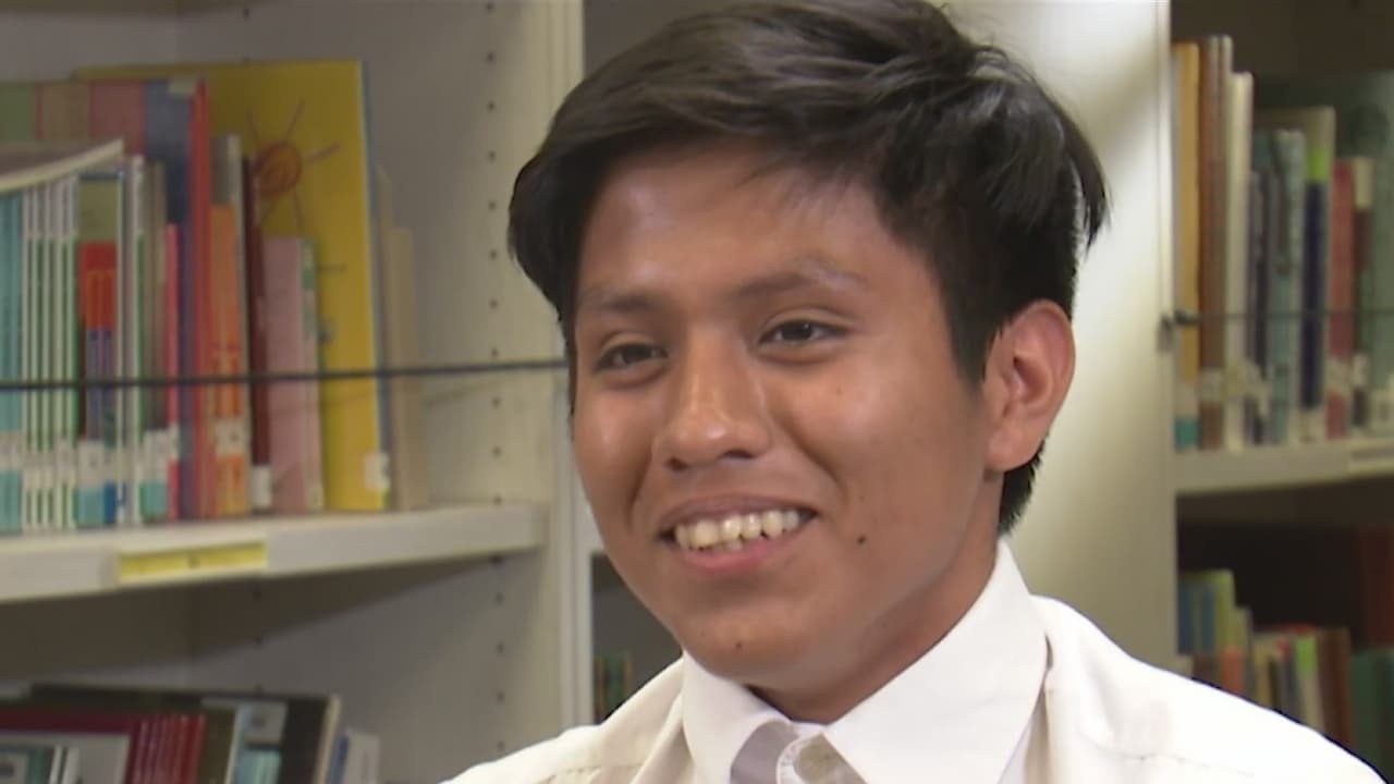 Este joven hispano fue aceptado por la Universidad de Stanford y su meta es llegar a las estrellas