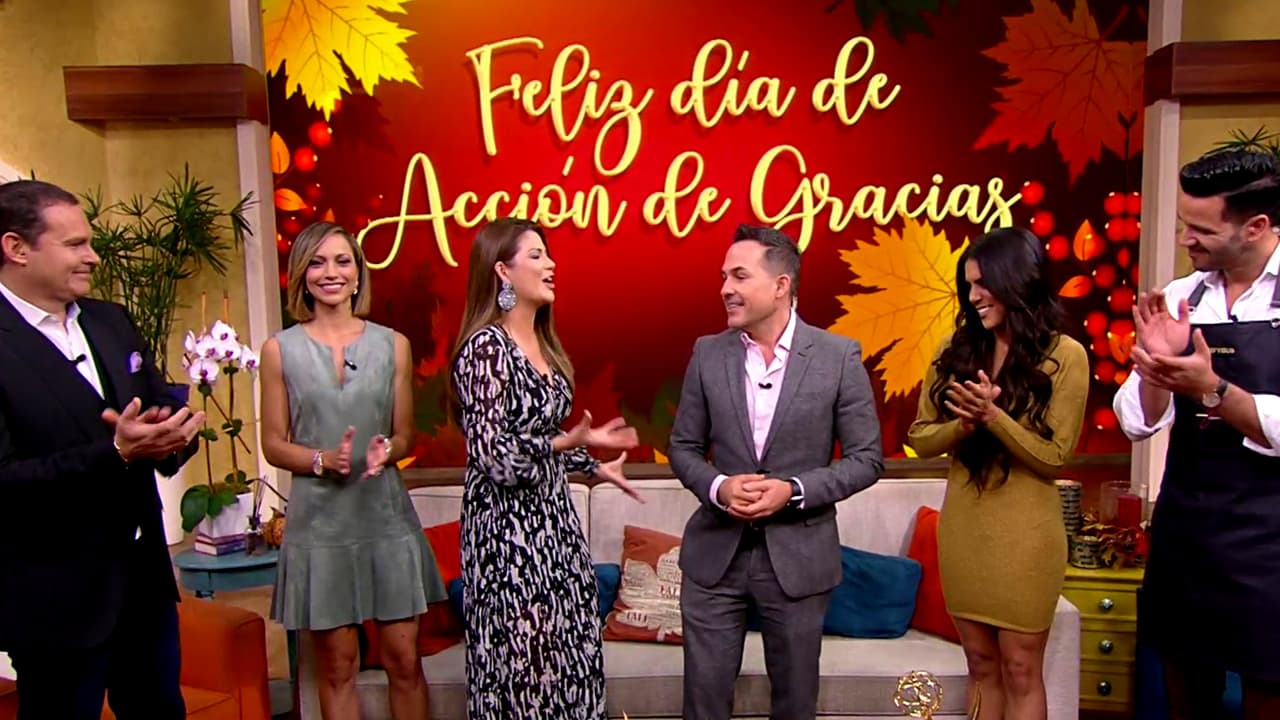 Carlos Calderón no se iba a quedar sin dar su discurso y recibió un gran aplauso de sus compañeros, que le dedicaron unas bellas palabras sobre este primer año en nuestro show. Él se ha ganado el amor de todos en este tiempo.