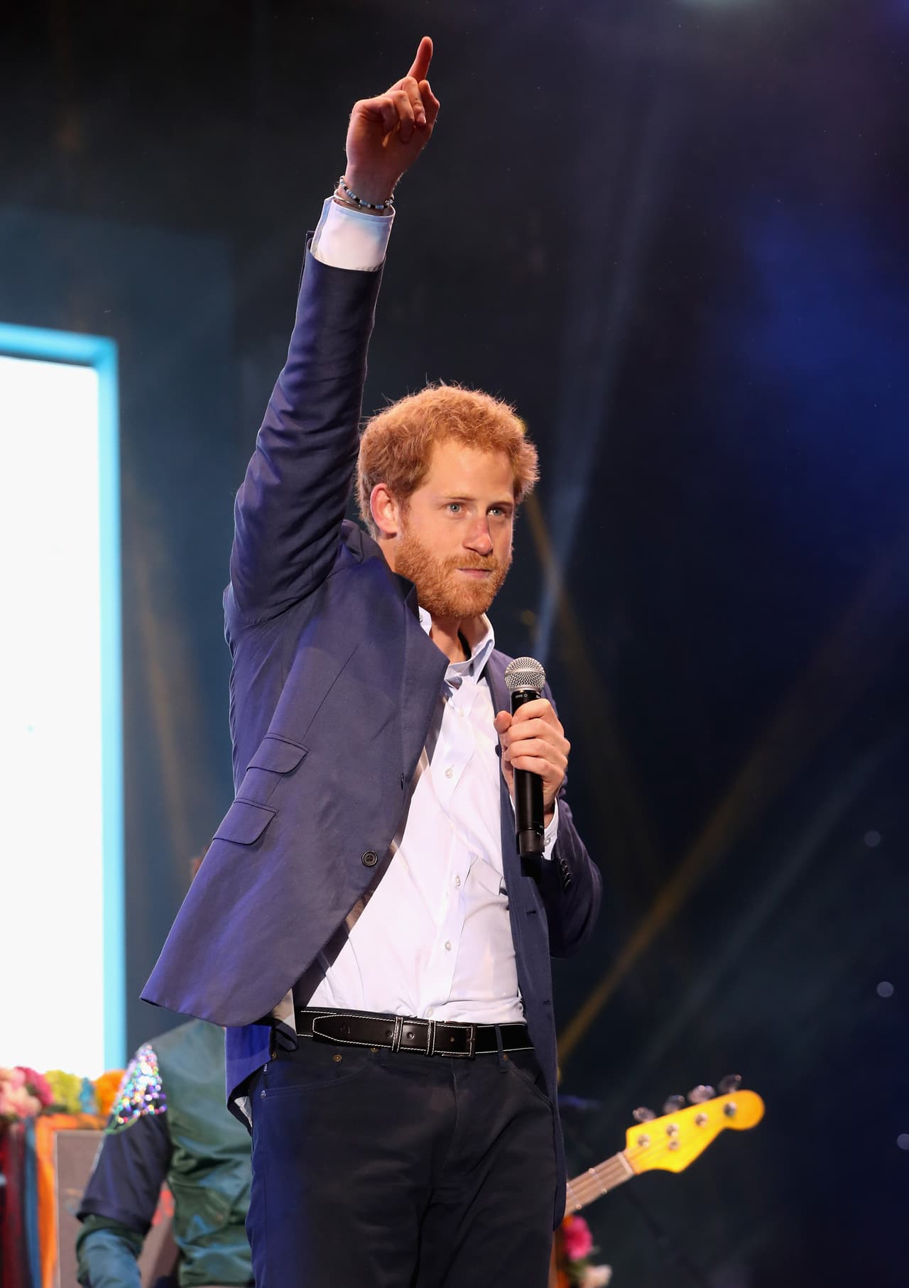 El príncipe cantó frente a unos tres mil espectadores.