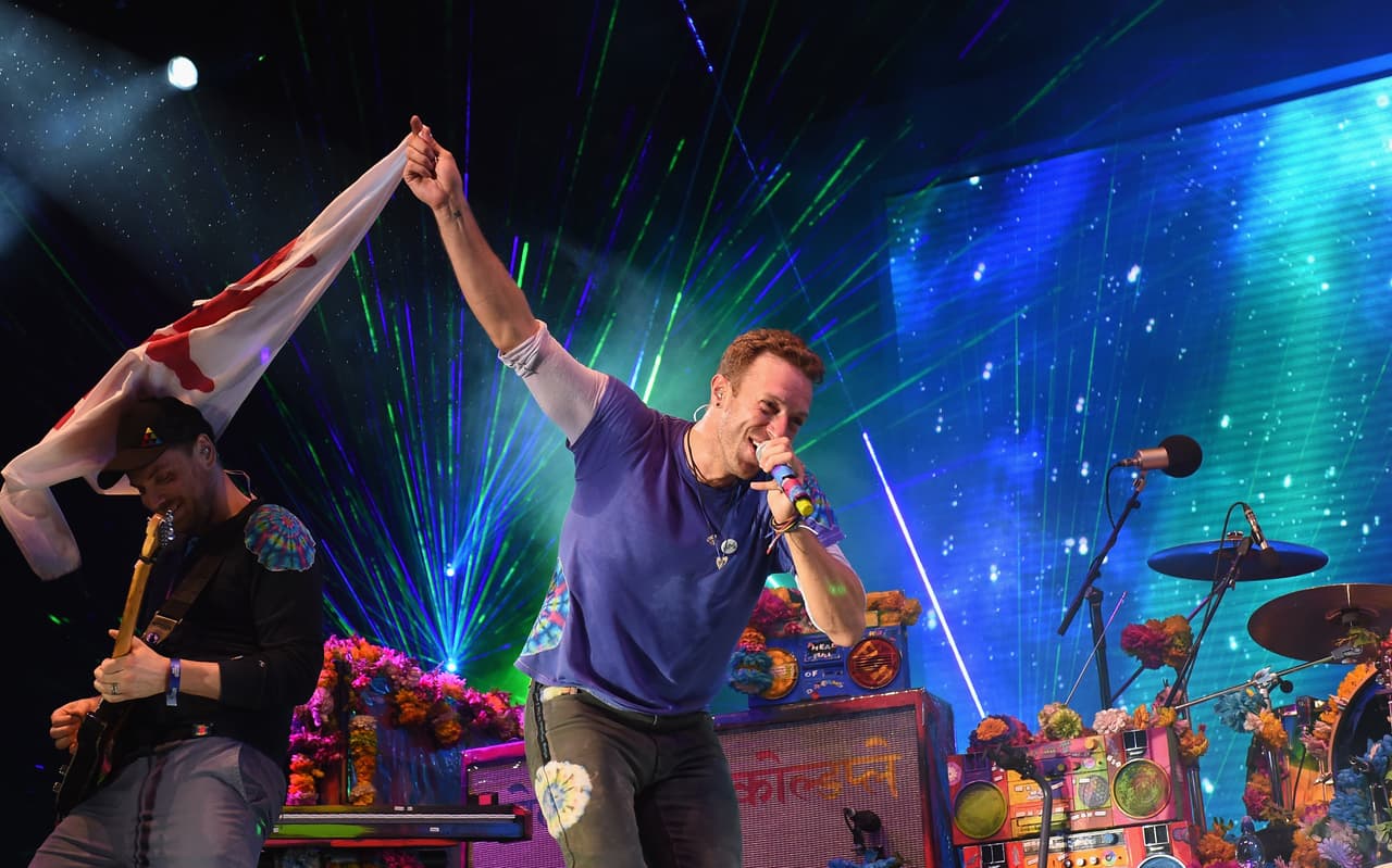 Coldplay tocando en el concierto de caridad del Príncipe Harry.