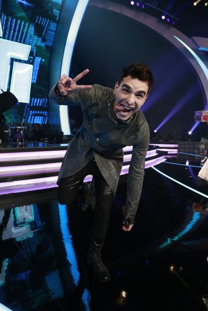 Siempre bromista, Víctor Robles.