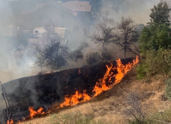 Condiciones "elevadas" de incendios por vientos en el sur de California