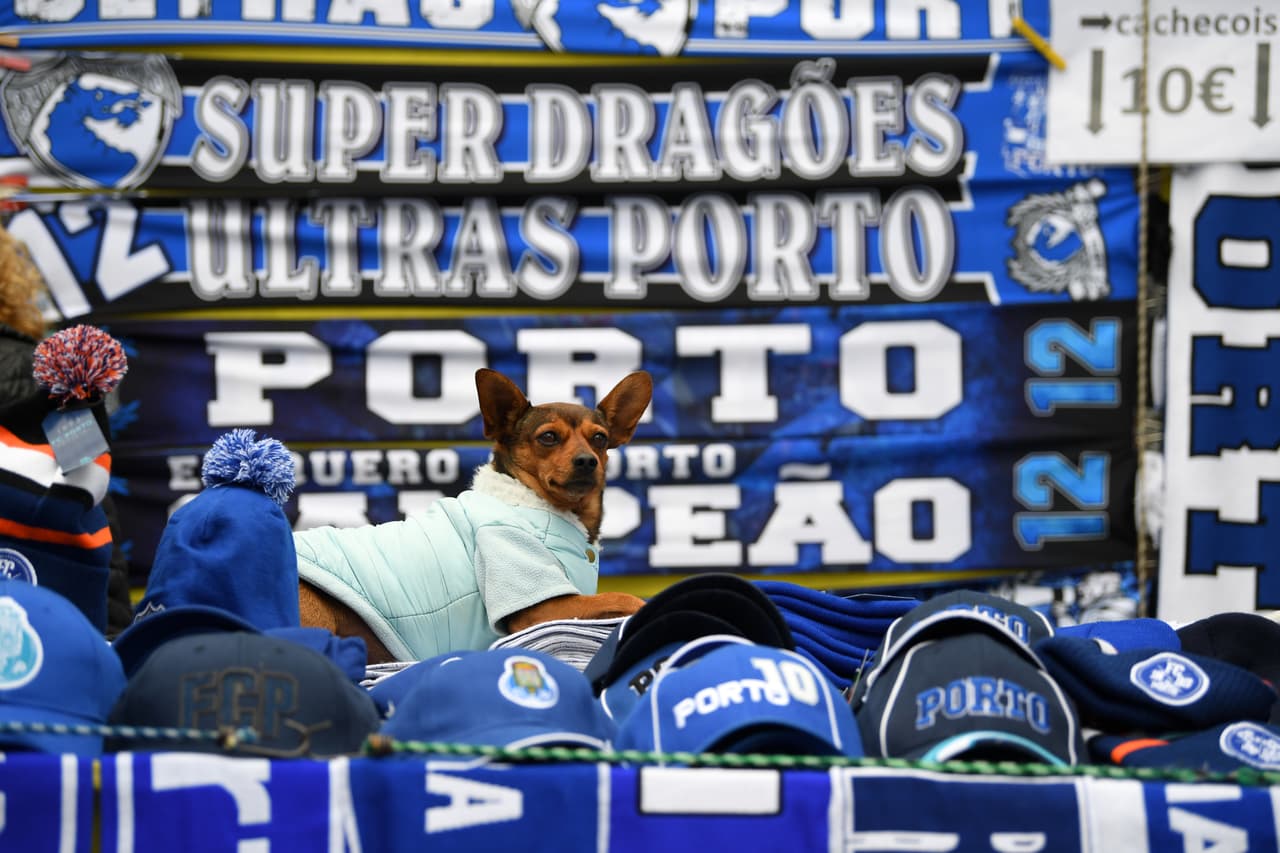 La ciudad, en la ribera del Duero y la costa del Atlántico Norte, vibró desde muy temprano esta previa de Champions League con la ilusión de poder darle vuelta a la serie de Cuartos de Final ante el Liverpool, equipo que tiene la ventaja tras ganar en Anfield por 2-0.