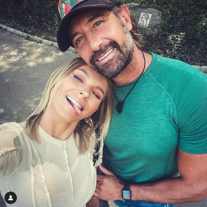 En entrevistas recientes, Gabriel Soto ha mencionado que su 
<b><a href="https://www.univision.com/famosos/gabriel-soto-razones-todavia-no-se-casa-irina-baeva" target="_blank">ansiada boda con Irina Baeva</a></b> la realizarán este año, después de que acaben las grabaciones de 'Amor dividido'. 
<br>