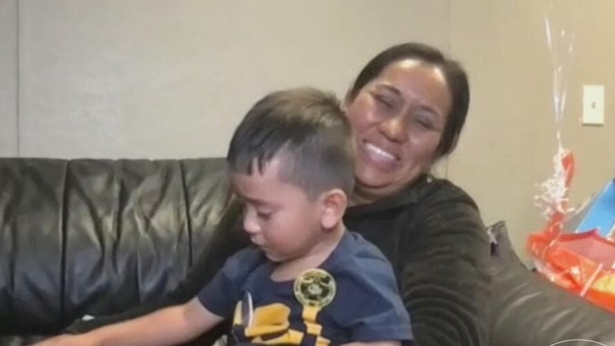 "Nunca perdí la esperanza de hallarlo", dice la madre de Christopher, el niño de 3 años que estuvo perdido 4 días