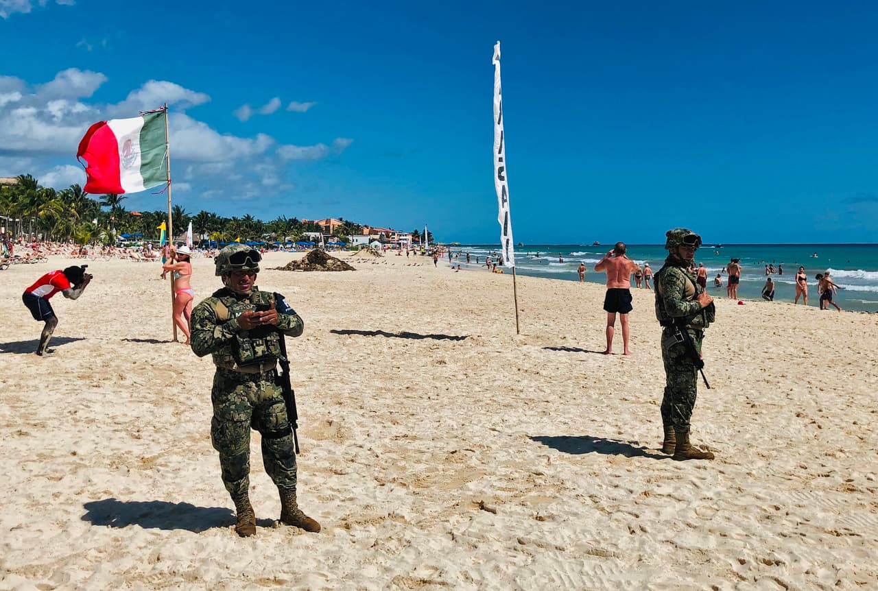 <b>El covid-19 en los otros estados.</b> En el nivel de alerta rojo también se encuentran Baja California, Chiapas, Guanajuato, Puebla, Tabasco, Tlaxcala y Veracruz. En naranja están Aguascalientes, Baja California Sur, Campeche, Hidalgo, Oaxaca, Querétaro, Quintana Roo, San Luis Potosí y Yucatán.