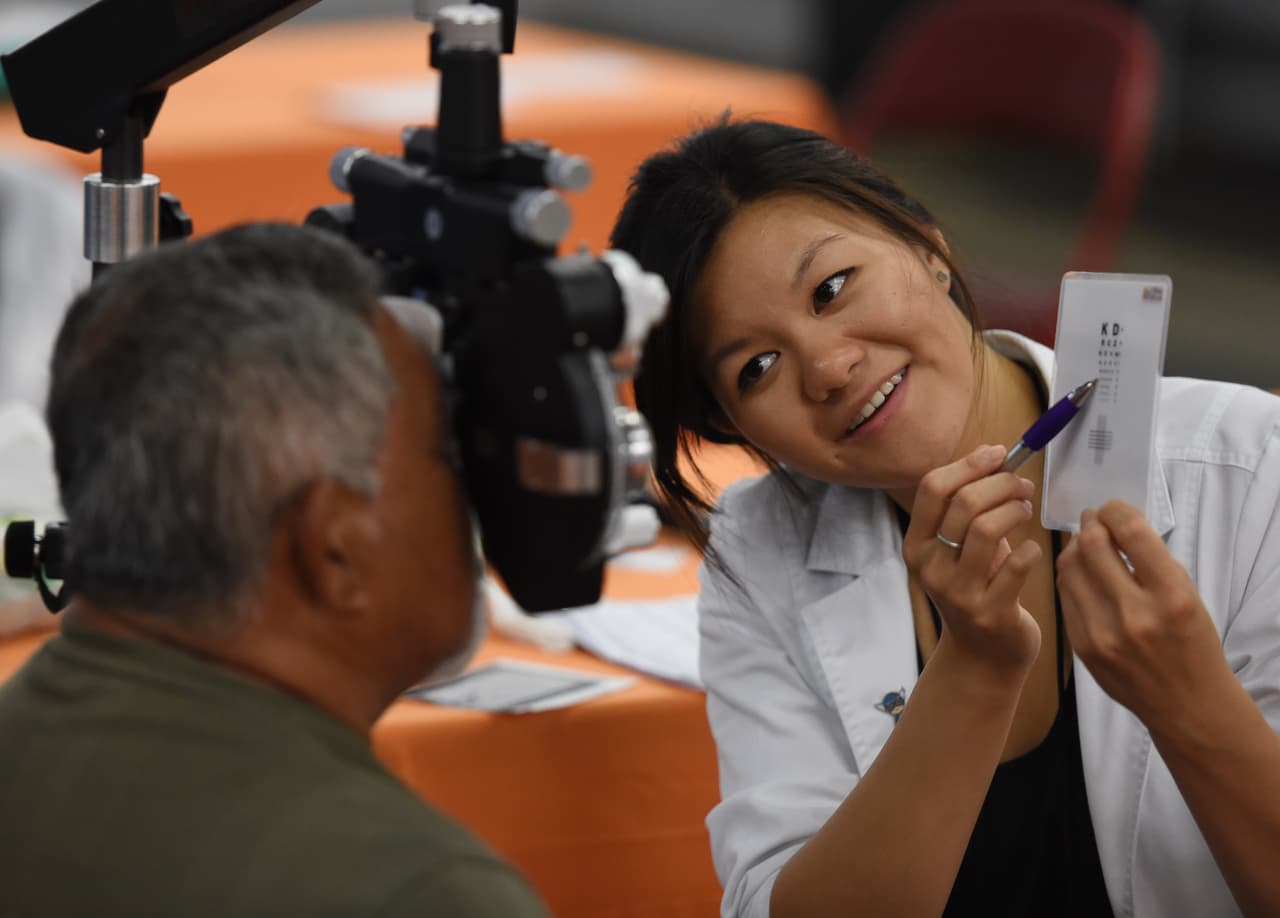 Los hispanos y otras minorías en EEUU reciben tratamientos médicos ineficaces