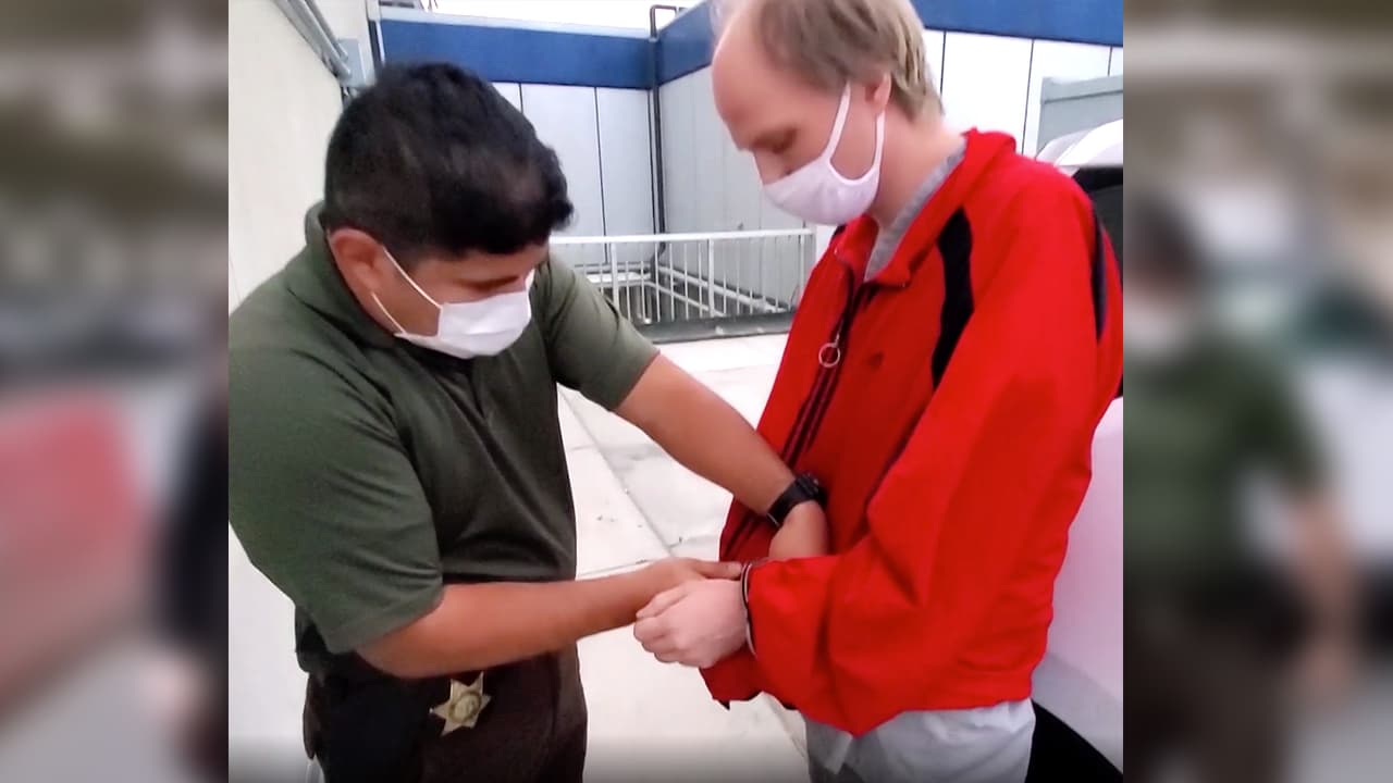 Será juzgado en Fresno: pedófilo acusado de seducir y secuestrar a menor de 12 años fue extraditado