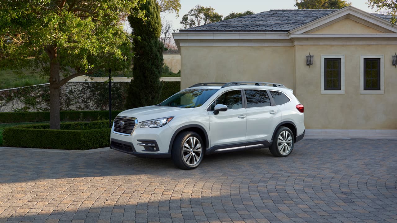 <b>Subaru Ascent 2019</b>
<br>Es la SUV más grande fabricada por Subaru y la mayor parte de su volumen será para EEUU. Dispone de tres filas de asientos para hasta ocho pasajeros.