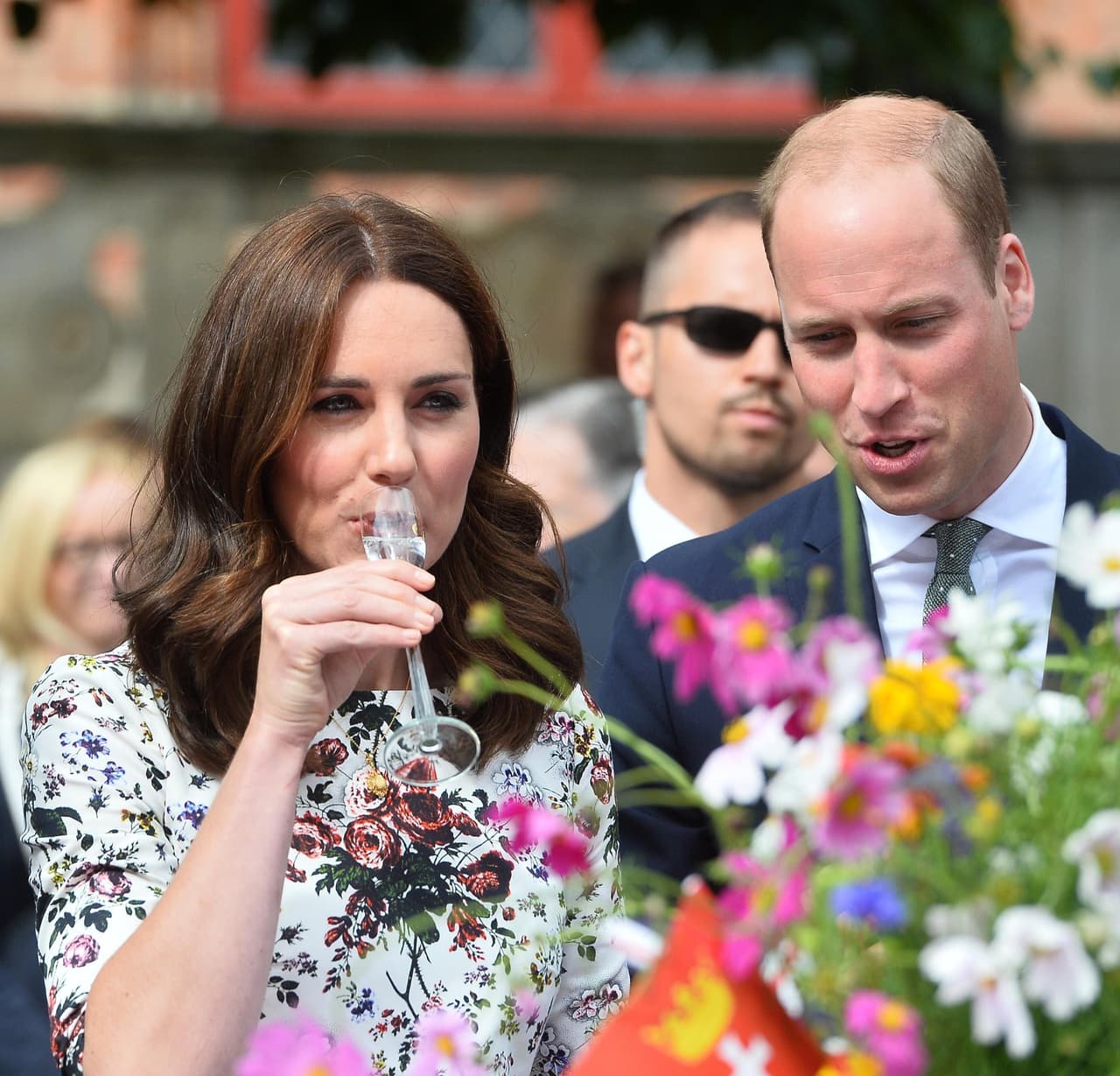 El hermano de Irene elogió a los duques de Cambridge por ponerse en contacto con la familia después del accidente y dijo: 
<b>"Es bueno que hayan estado en contacto</b>. Solo son seres humanos".