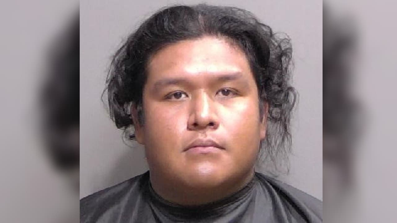 Lo acusan de amenazar sexualmente a dos niñas con las que tuvo relaciones en el condado Flager