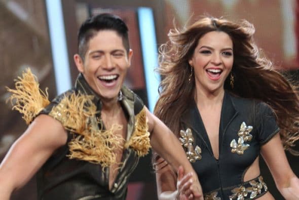 Cynthia y el finalista de Va Por Ti, Fernando Corona, se movieron al ritmo de regional mexicano. Cynthia se lastimó durante los ensayos de este baile. Sin embargo, en la gala estuvo perfecta. 